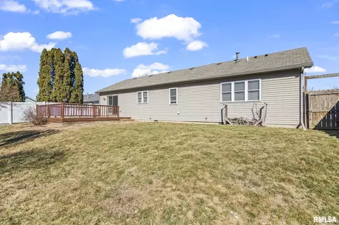 Exterior - 2632 Steiler Pl, Springfield, IL 62703 photo 7 of 8