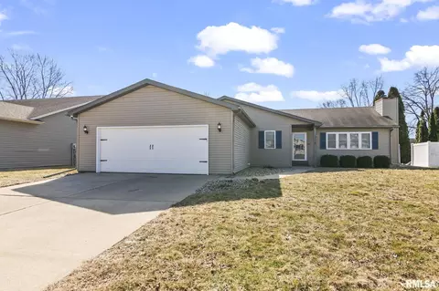 Exterior - 2632 Steiler Pl, Springfield, IL 62703 photo 2 of 8