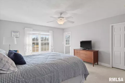 Bedroom - 5000 Manhattan Dr, Springfield, IL 62711 photo 2 of 6