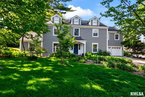 10 Sunset Ln, Springfield, IL 62704