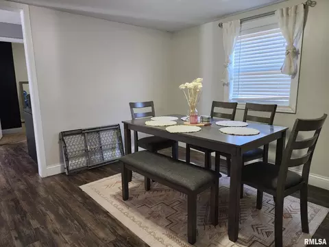 Dining - 201 E Washington St, Athens, IL 62613 photo 2 of 2