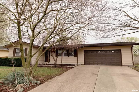 2256 E Black Ave, Springfield, IL 62702