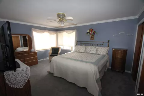 Bedroom - 2121 S Lincoln Ave, Springfield, IL 62704 photo 1 of 5