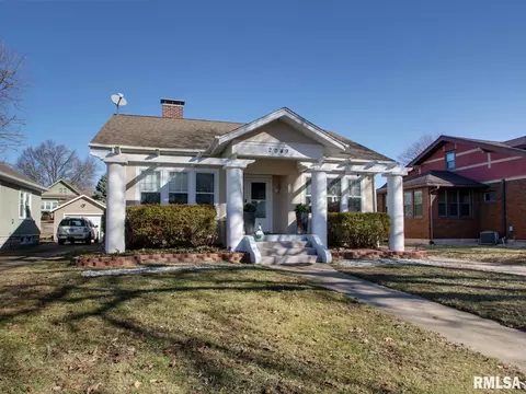 2049 Vermont St, Quincy, IL 62301