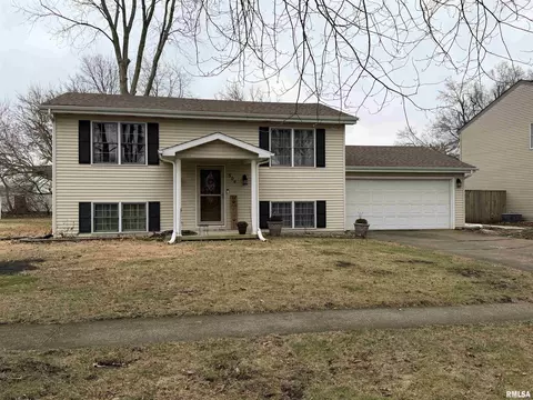 504 Brandywine Rd, Springfield, IL 62704