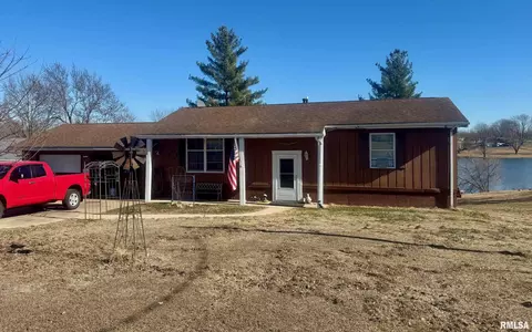 1274 W Lakeshore Dr, Fowler, IL 62338