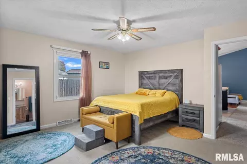 Bedroom - 3100 Angelo St, Springfield, IL 62707 photo 2 of 4