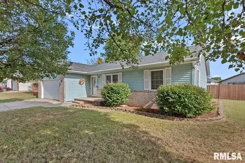 3100 Angelo St, Springfield, IL 62707