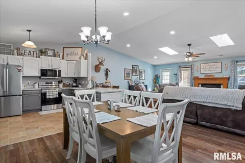 Other - 6214 Hayley Ct, Springfield, IL 62712 photo 3 of 10