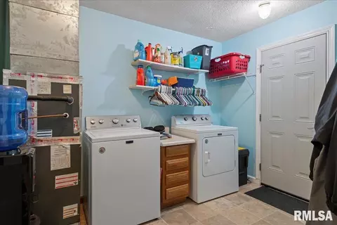 Other - 6214 Hayley Ct, Springfield, IL 62712 photo 6 of 10