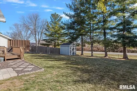 Exterior - 6214 Hayley Ct, Springfield, IL 62712 photo 2 of 6