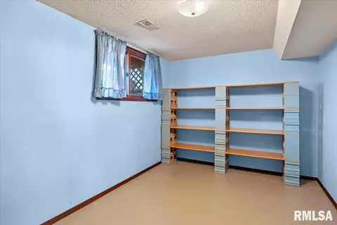 Bedroom - 7 Centennial Ave, Franklin, IL 62638 photo 10 of 11