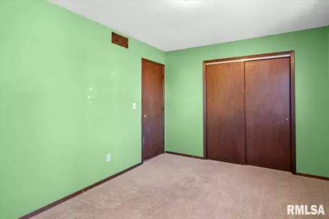 Bedroom - 7 Centennial Ave, Franklin, IL 62638 photo 2 of 11
