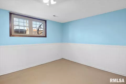 Bedroom - 7 Centennial Ave, Franklin, IL 62638 photo 7 of 11