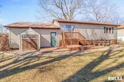 Exterior - 7 Centennial Ave, Franklin, IL 62638 photo 5 of 7
