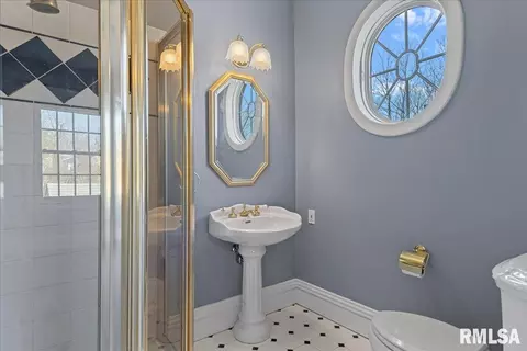 Bath - 3609 Melissa Dr, Springfield, IL 62711 photo 7 of 8