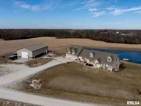 2129 N 1210th Ave, Camp Point, IL 62320