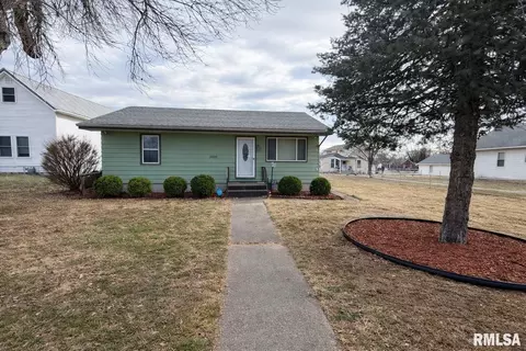 1408 Locust St, Quincy, IL 62301