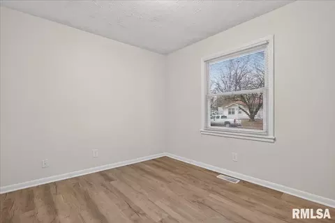 1848 Honeysuckle Ct, Springfield, IL 62703 photo 18