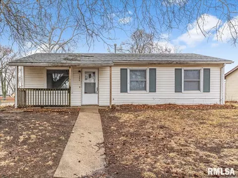 1848 Honeysuckle Ct, Springfield, IL 62703