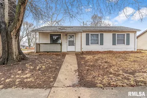 1848 Honeysuckle Ct, Springfield, IL 62703 photo 2