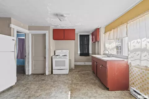 Other - 2160 S 14th St, Springfield, IL 62703 photo 3 of 6