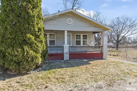 Exterior - 2160 S 14th St, Springfield, IL 62703 photo 4 of 4