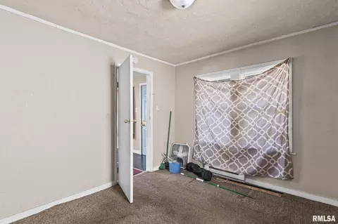 Bedroom - 2160 S 14th St, Springfield, IL 62703 photo 6 of 6