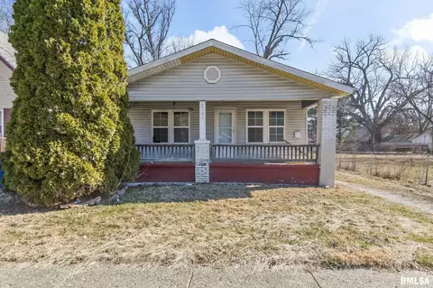 2160 S 14th St, Springfield, IL 62703