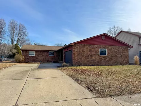 Exterior - 3300 Haviland Dr, Springfield, IL 62704 photo 2 of 9