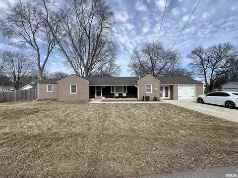 2001 Calhoun Ave, Springfield, IL 62702