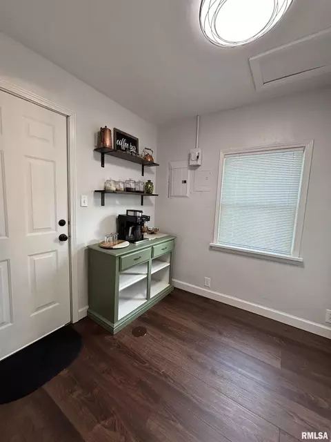 Other - 2001 Calhoun Ave, Springfield, IL 62702 photo 4 of 6