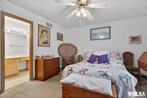 Bedroom - 3120 Cascade Dr, Springfield, IL 62704 photo 3 of 4