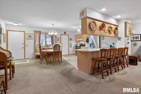 Other - 3120 Cascade Dr, Springfield, IL 62704 photo 2 of 6