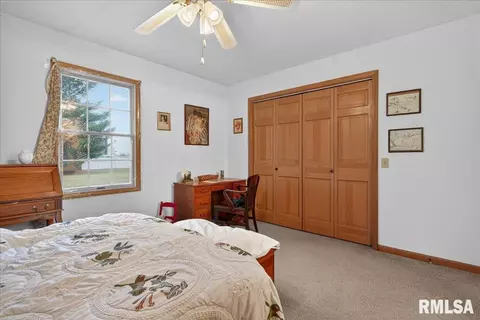 Bedroom - 3120 Cascade Dr, Springfield, IL 62704 photo 4 of 4