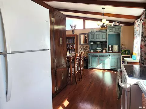 2220 Maple St, Quincy, IL 62301 photo 9