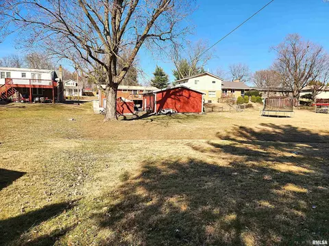 2220 Maple St, Quincy, IL 62301 photo 28