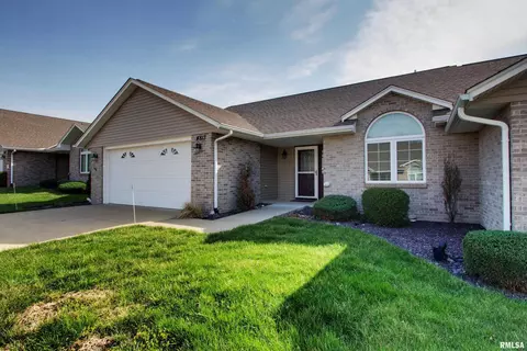 4813 Chestnut St, Quincy, IL 62305