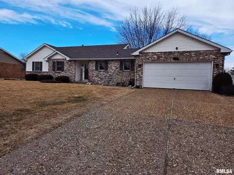 4717 Harrison St, Quincy, IL 62305