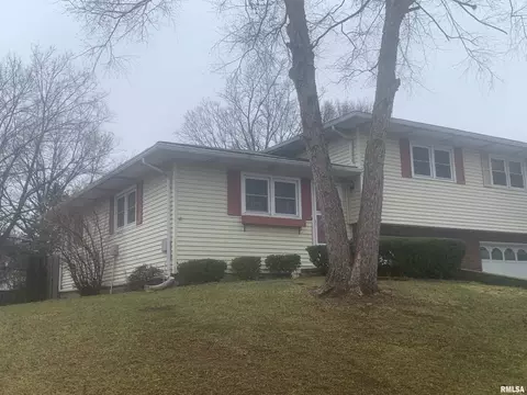 3 Justin Dr # A, Jacksonville, IL 62650