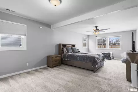 Bedroom - 2314 Ramsey Ave, Springfield, IL 62702 photo 2 of 7