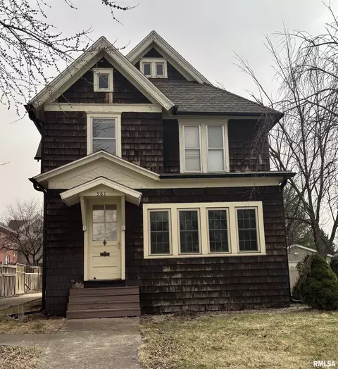 581 N Seminary St, Galesburg, IL 61401