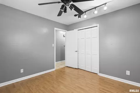 Bedroom - 2264 Eleanor Ave, Springfield, IL 62702 photo 9 of 12