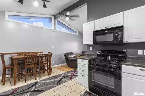Other - 2264 Eleanor Ave, Springfield, IL 62702 photo 5 of 15