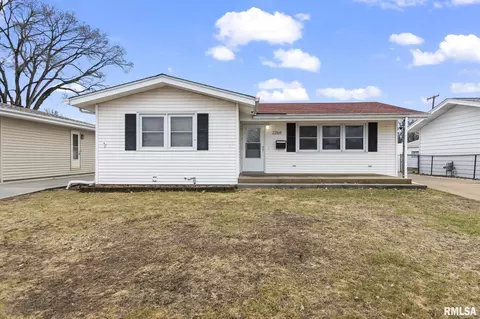 2264 Eleanor Ave, Springfield, IL 62702