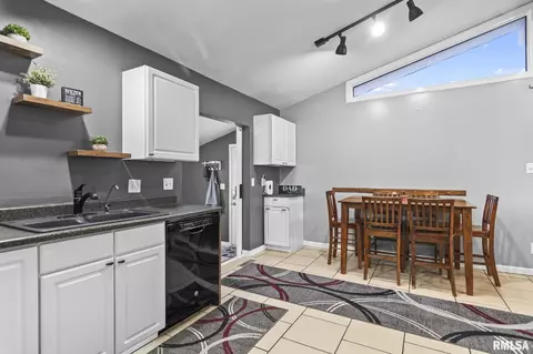 Other - 2264 Eleanor Ave, Springfield, IL 62702 photo 4 of 15