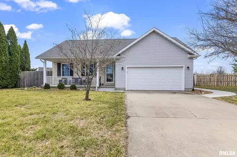 405 Fox Glove Crst, Chatham, IL 62629