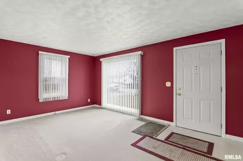 Living - 2025 E Hood St, Springfield, IL 62703 photo 1 of 8