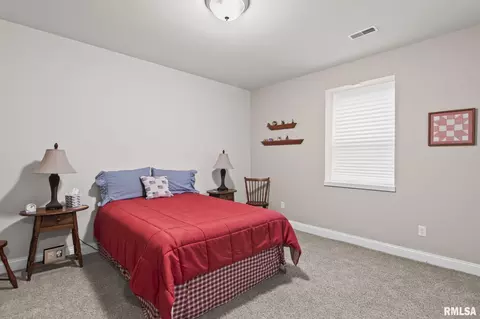 Bedroom - 2216 Charlack Ave, Springfield, IL 62704 photo 9 of 9