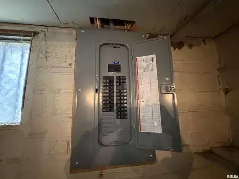 Other - 1101 N Walnut St, Springfield, IL 62702 photo 5 of 8